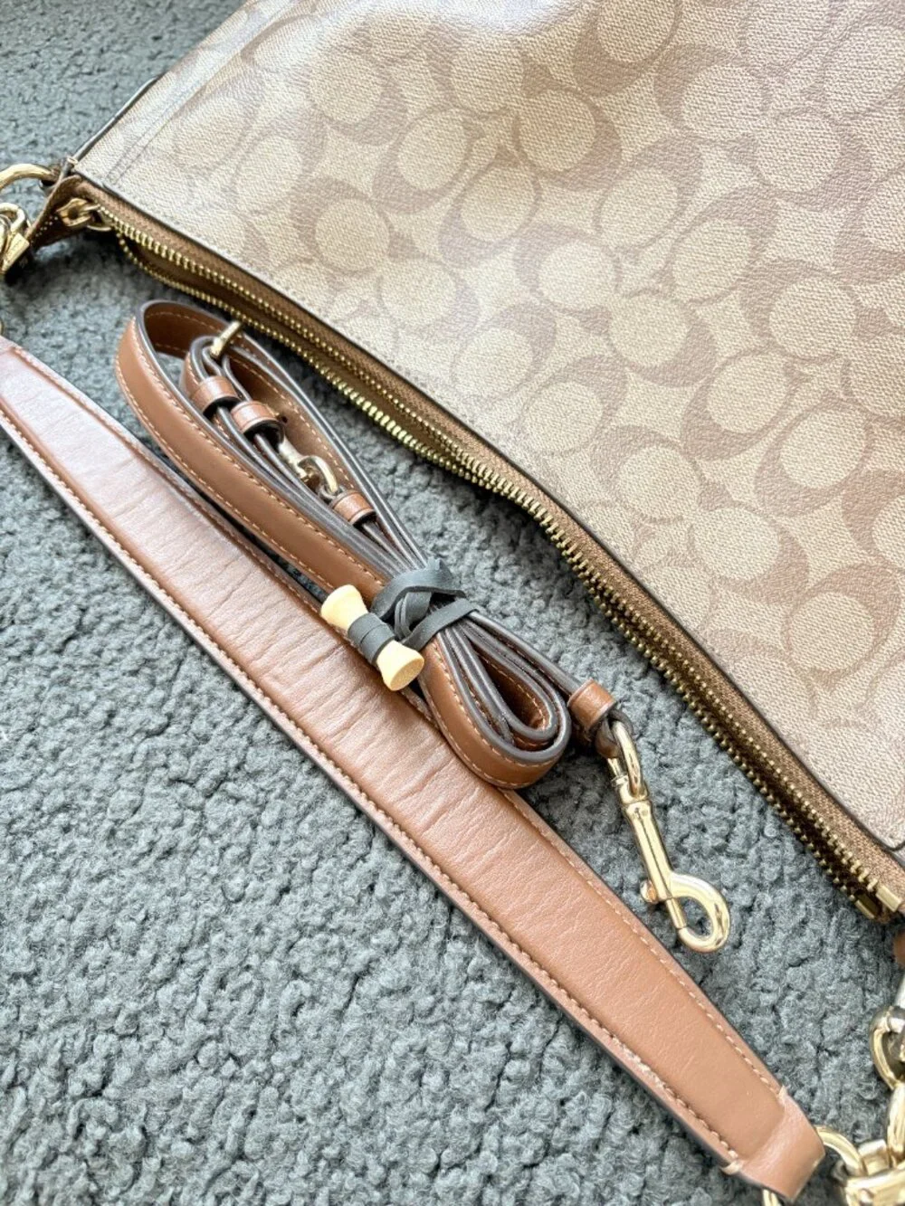 Coach Elle Hobo